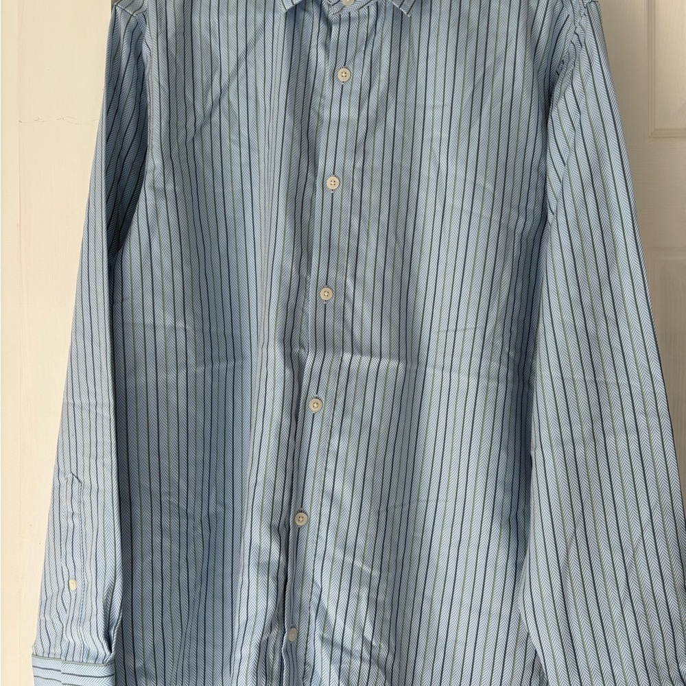 Banana Republic Men's Light Blue Pinstripe Dress Shirt